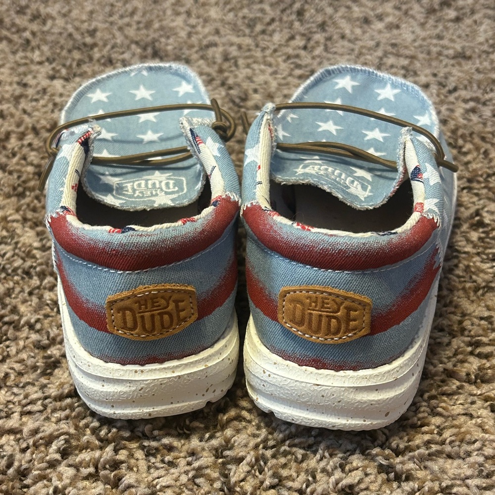 Wally youth Americana hey dudes